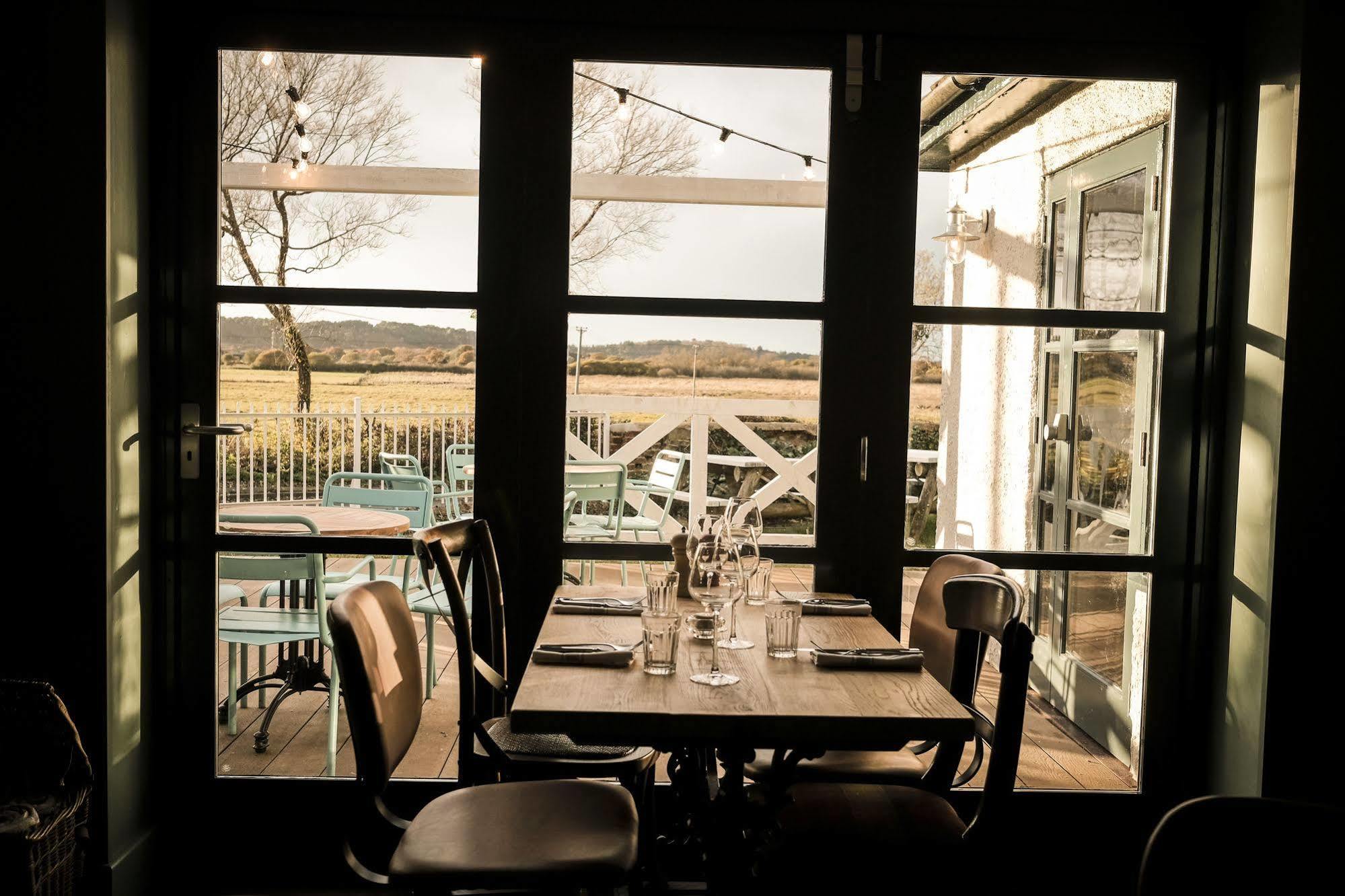 Fisherman'S Haunt Hotel Christchurch  Exterior foto